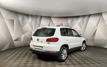 Volkswagen Tiguan I, 2015 год, 1 298 000 рублей, 2 фотография