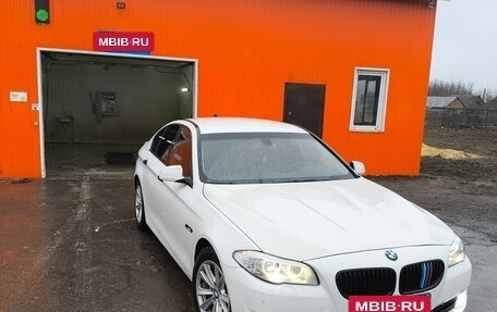 BMW 5 серия, 2013 год, 1 760 000 рублей, 2 фотография