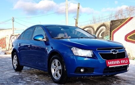 Chevrolet Cruze II, 2011 год, 659 000 рублей, 2 фотография