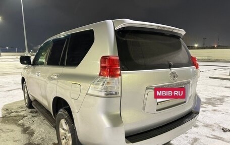 Toyota Land Cruiser Prado 150 рестайлинг 2, 2013 год, 2 299 999 рублей, 3 фотография