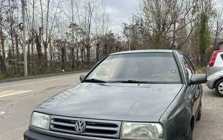 Volkswagen Vento, 1994 год, 210 000 рублей, 3 фотография