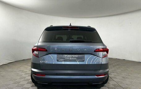 Skoda Karoq I, 2020 год, 2 400 000 рублей, 2 фотография