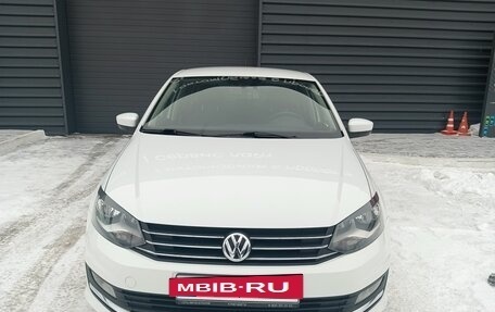 Volkswagen Polo VI (EU Market), 2015 год, 1 080 000 рублей, 2 фотография