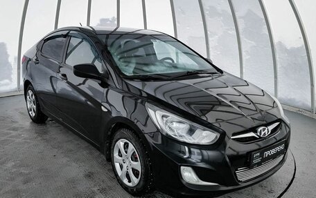 Hyundai Solaris II рестайлинг, 2013 год, 820 000 рублей, 3 фотография