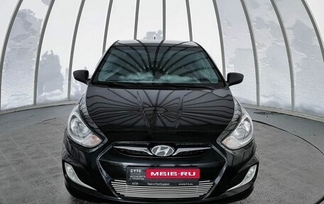 Hyundai Solaris II рестайлинг, 2013 год, 820 000 рублей, 2 фотография