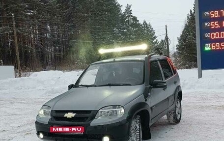 Chevrolet Niva I рестайлинг, 2006 год, 545 000 рублей, 2 фотография