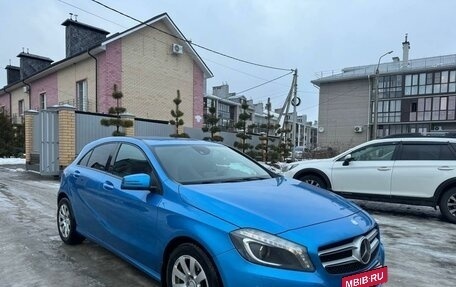 Mercedes-Benz A-Класс, 2013 год, 1 570 000 рублей, 2 фотография