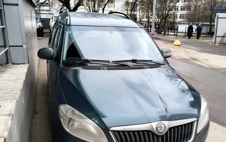 Skoda Roomster, 2011 год, 900 000 рублей, 2 фотография