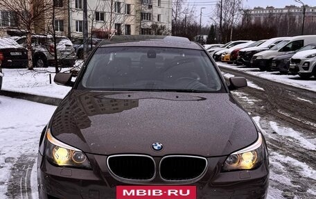 BMW 5 серия, 2004 год, 1 220 000 рублей, 4 фотография