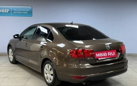 Volkswagen Jetta VI, 2011 год, 929 000 рублей, 5 фотография