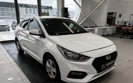 Hyundai Solaris II рестайлинг, 2017 год, 1 049 000 рублей, 3 фотография