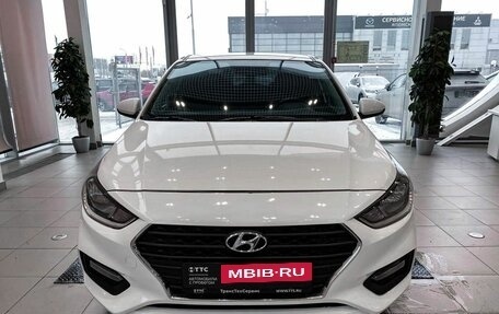 Hyundai Solaris II рестайлинг, 2017 год, 1 049 000 рублей, 2 фотография