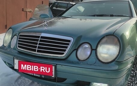 Mercedes-Benz CLK-Класс, 1997 год, 1 000 000 рублей, 4 фотография