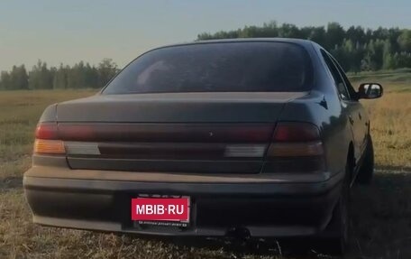 Nissan Maxima IV, 1997 год, 300 000 рублей, 2 фотография