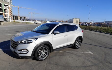 Hyundai Tucson III, 2015 год, 1 990 000 рублей, 3 фотография