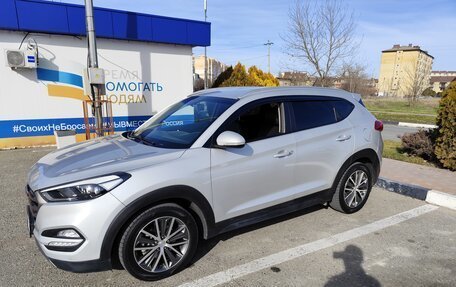 Hyundai Tucson III, 2015 год, 1 990 000 рублей, 2 фотография