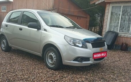 Chevrolet Aveo III, 2011 год, 700 000 рублей, 2 фотография