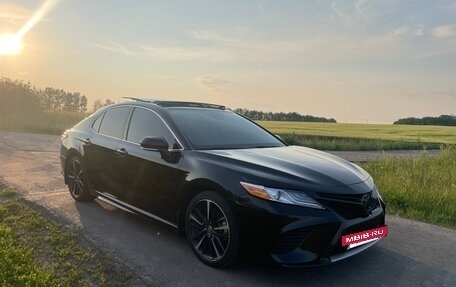 Toyota Camry, 2020 год, 3 900 000 рублей, 6 фотография