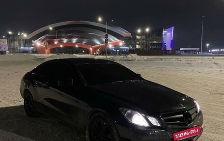 Mercedes-Benz E-Класс, 2012 год, 1 950 000 рублей, 3 фотография