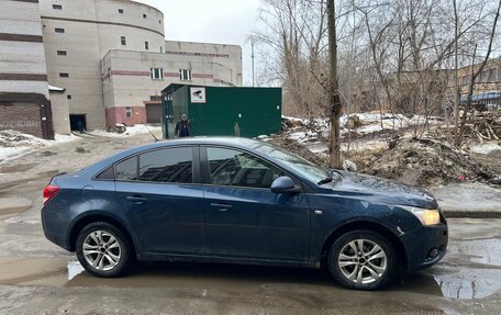 Chevrolet Cruze II, 2011 год, 499 000 рублей, 2 фотография