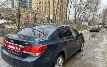 Chevrolet Cruze II, 2011 год, 499 000 рублей, 3 фотография