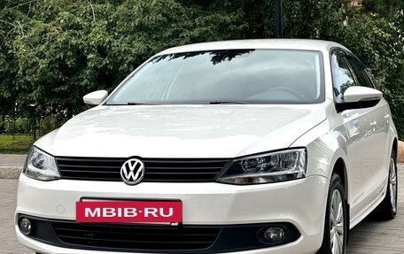 Volkswagen Jetta VI, 2014 год, 1 460 000 рублей, 3 фотография