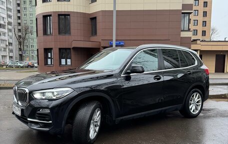 BMW X5, 2019 год, 6 600 000 рублей, 2 фотография