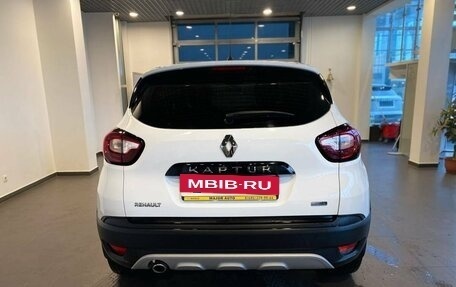 Renault Kaptur I рестайлинг, 2020 год, 1 640 000 рублей, 4 фотография