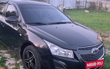 Chevrolet Cruze II, 2012 год, 1 100 000 рублей, 2 фотография