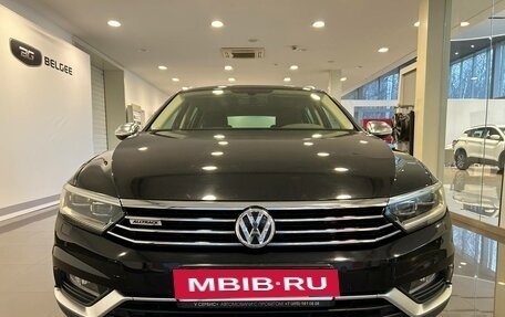 Volkswagen Passat B8 рестайлинг, 2018 год, 3 075 000 рублей, 5 фотография