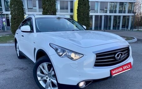 Infiniti FX II, 2012 год, 2 630 000 рублей, 7 фотография