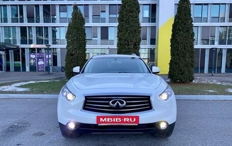 Infiniti FX II, 2012 год, 2 630 000 рублей, 5 фотография