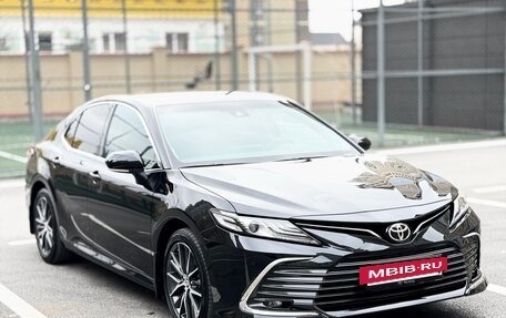 Toyota Camry, 2023 год, 3 950 000 рублей, 3 фотография