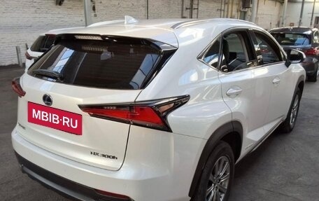 Lexus NX I, 2021 год, 3 831 000 рублей, 3 фотография