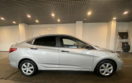 Hyundai Solaris II рестайлинг, 2012 год, 900 000 рублей, 2 фотография