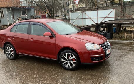 Volkswagen Jetta VI, 2010 год, 665 000 рублей, 3 фотография