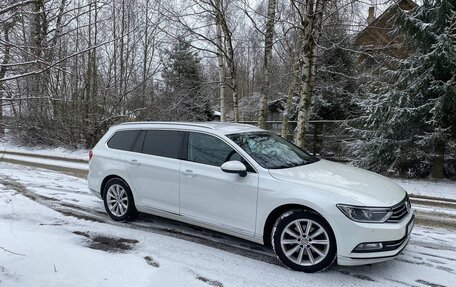 Volkswagen Passat B8 рестайлинг, 2017 год, 2 100 000 рублей, 4 фотография