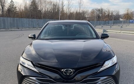 Toyota Camry, 2021 год, 5 500 000 рублей, 2 фотография