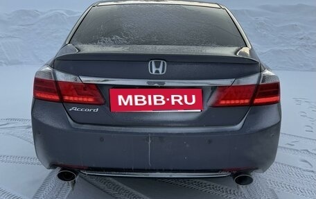 Honda Accord IX рестайлинг, 2013 год, 1 950 000 рублей, 3 фотография