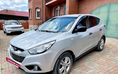 Hyundai ix35 I рестайлинг, 2013 год, 1 299 000 рублей, 2 фотография