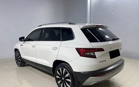 Skoda Karoq I, 2021 год, 2 100 000 рублей, 4 фотография