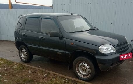 Chevrolet Niva I рестайлинг, 2005 год, 250 000 рублей, 3 фотография