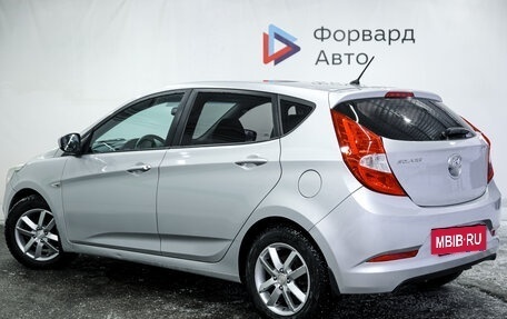 Hyundai Solaris II рестайлинг, 2016 год, 1 250 000 рублей, 4 фотография