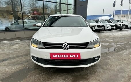 Volkswagen Jetta VI, 2012 год, 979 000 рублей, 3 фотография