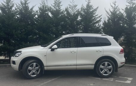 Volkswagen Touareg III, 2011 год, 2 000 050 рублей, 3 фотография