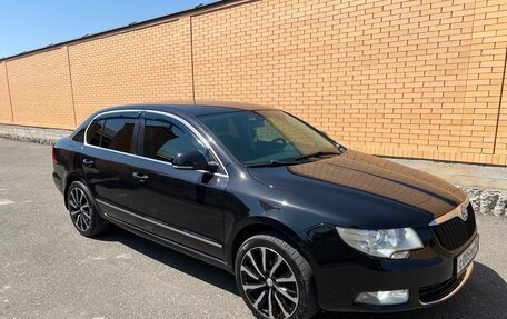 Skoda Superb III рестайлинг, 2013 год, 1 050 000 рублей, 2 фотография