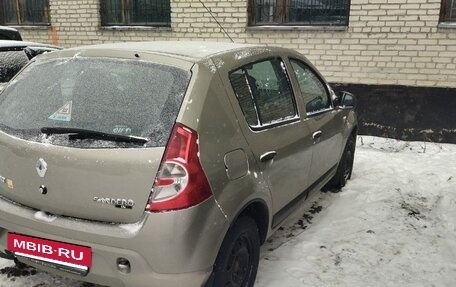 Renault Sandero I, 2011 год, 450 000 рублей, 2 фотография