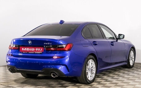 BMW 3 серия, 2019 год, 3 900 000 рублей, 5 фотография