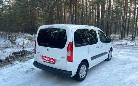 Peugeot Partner II рестайлинг 2, 2010 год, 590 000 рублей, 8 фотография