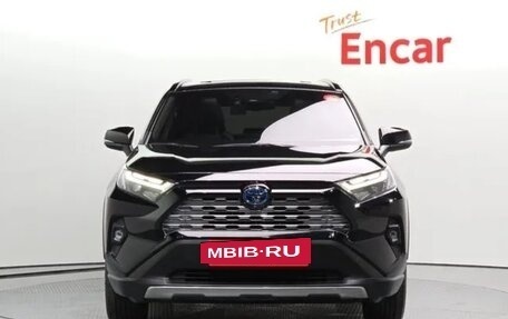 Toyota RAV4, 2022 год, 3 900 000 рублей, 4 фотография